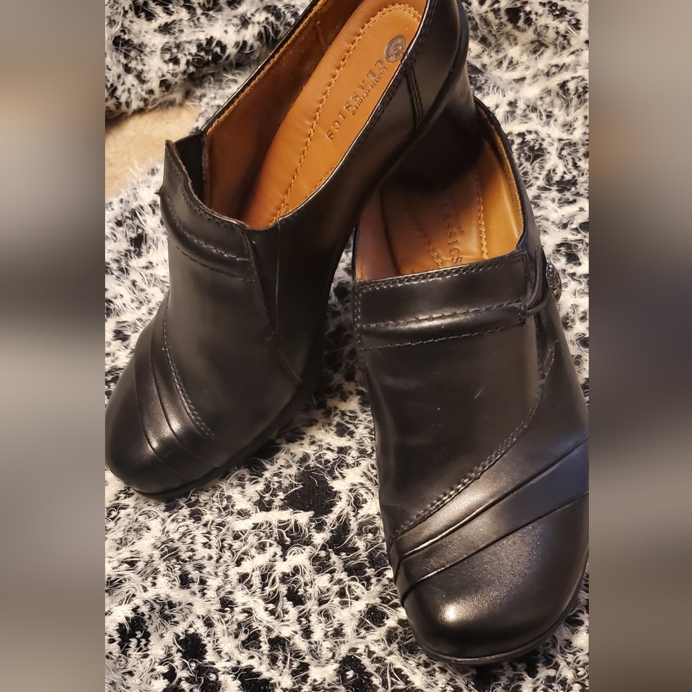 Earth Spirit Classics Shoes like new sz 8